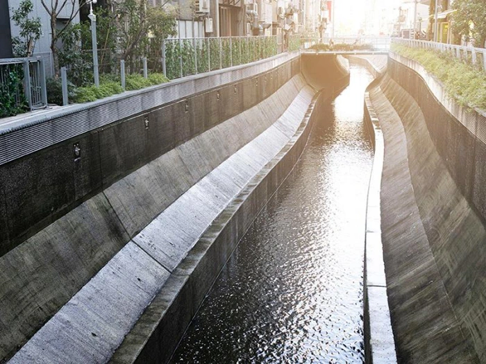 Sistemas de drenagem pluvial Sistemas de drenagem pluvial